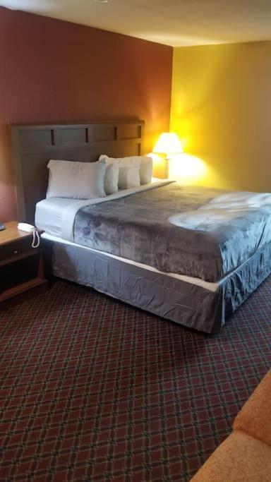 Hotel 2 Queen Beds Hotel Room 212 Booking 斯蒂尔沃特 外观 照片