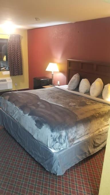 Hotel 2 Queen Beds Hotel Room 212 Booking 斯蒂尔沃特 外观 照片